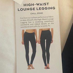 NWT Alo Yoga High Waisted Lounge Legging